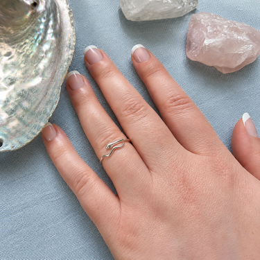 Plated Cahos Model Wearing 925 Sterling Silver CZ Venom Kiss Ring